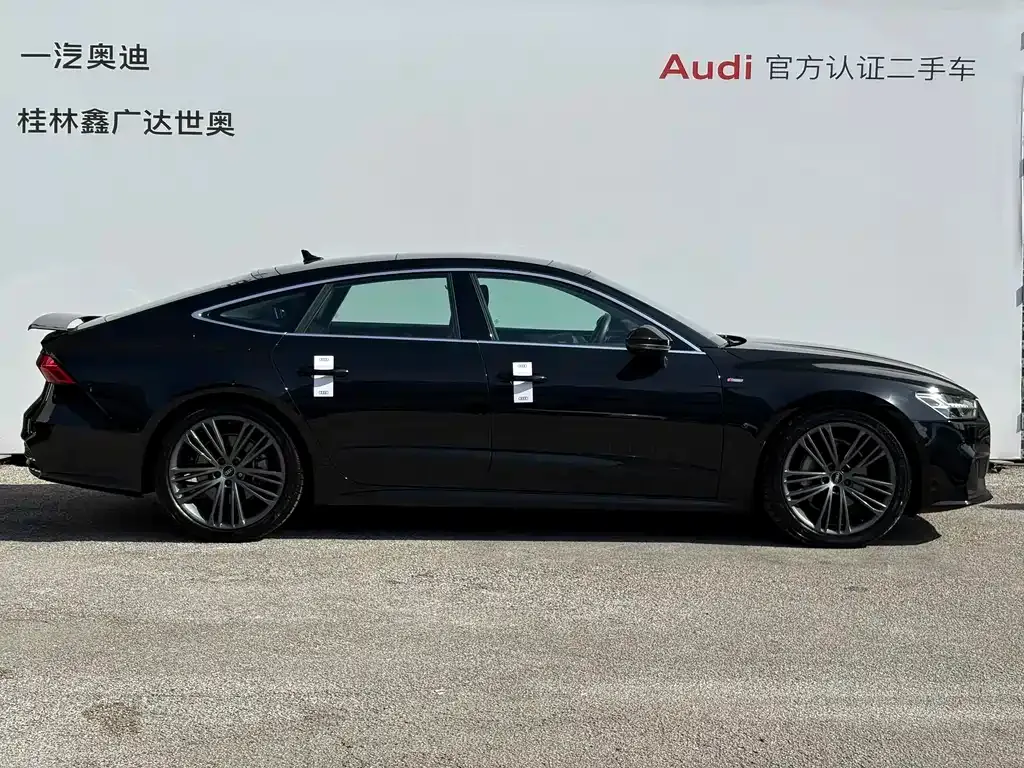 Audi A7 — фото 10