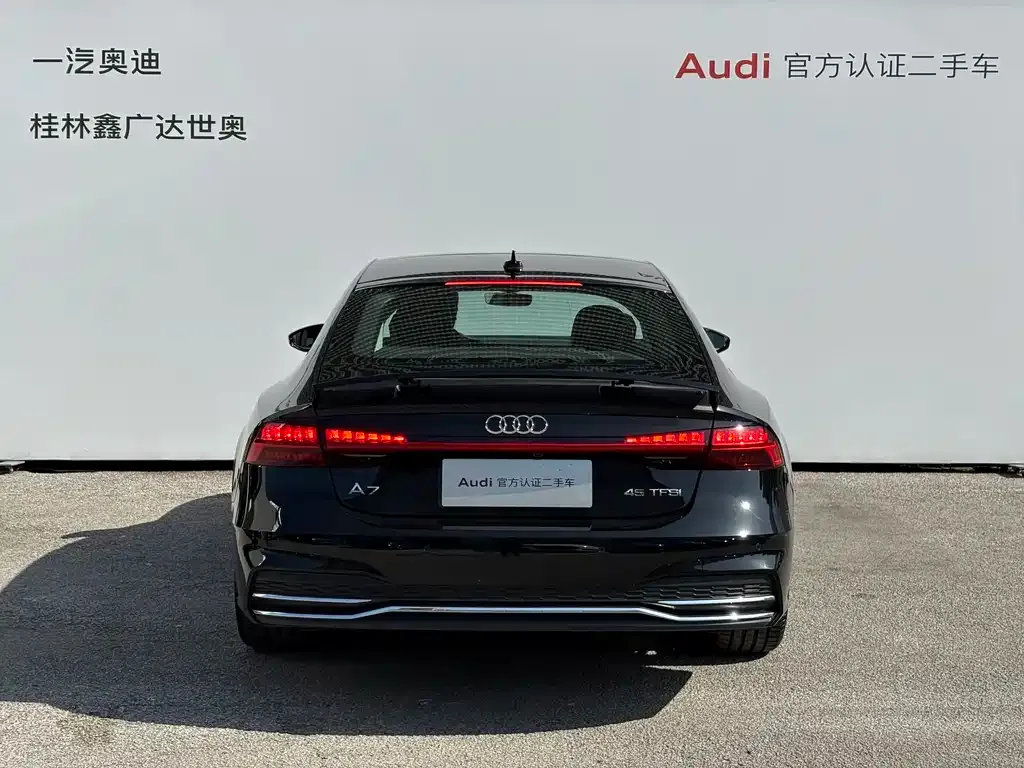 Audi A7 — фото 7