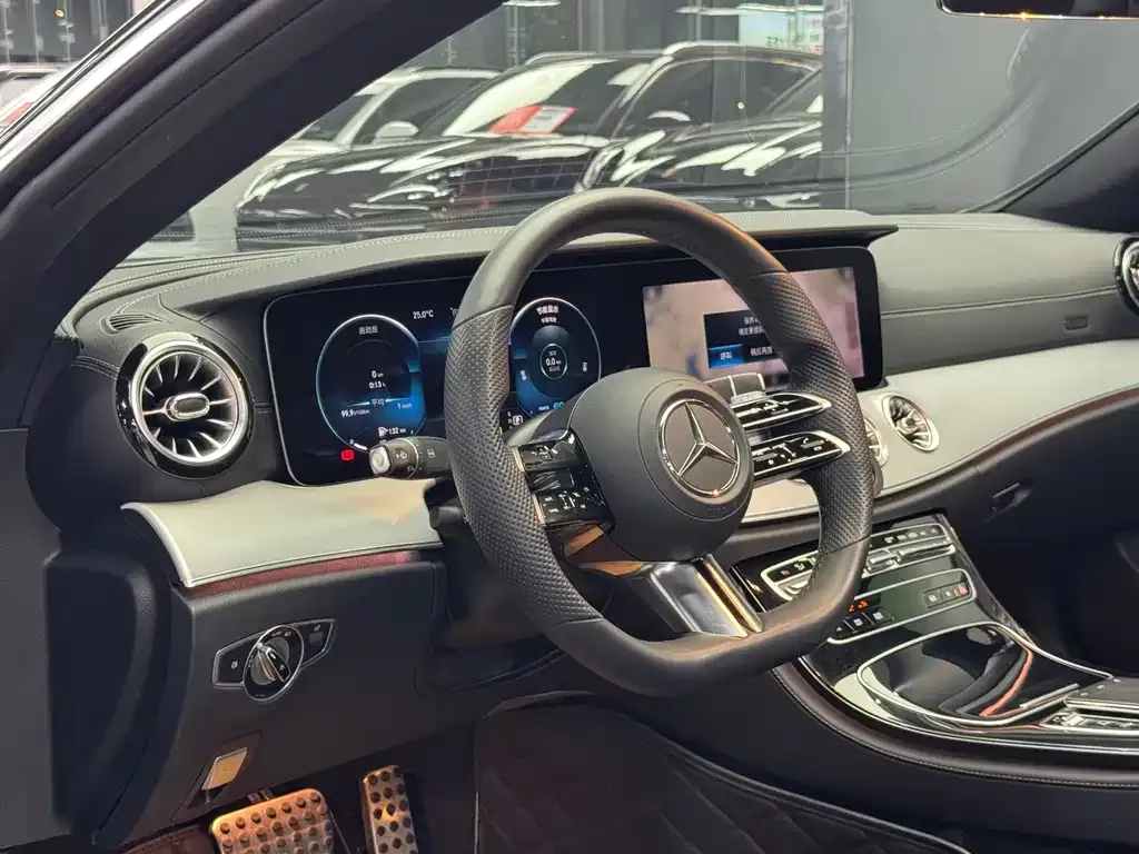 Mercedes-Benz E-Class (Import) — фото 10