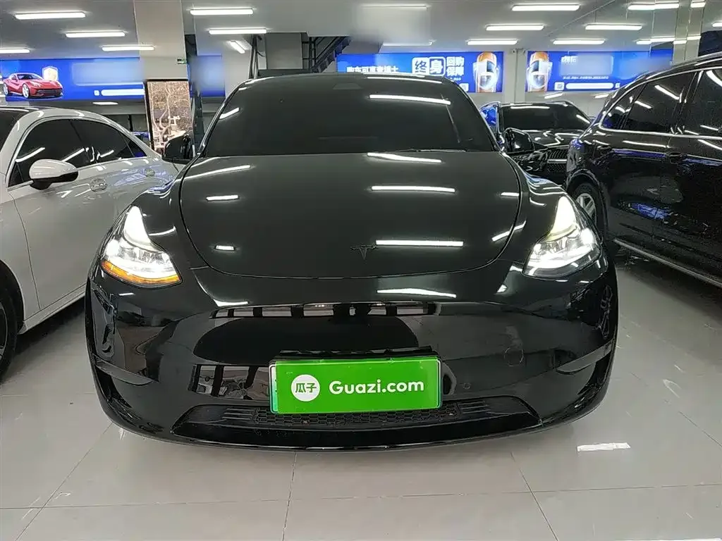 Tesla Model Y — фото 3
