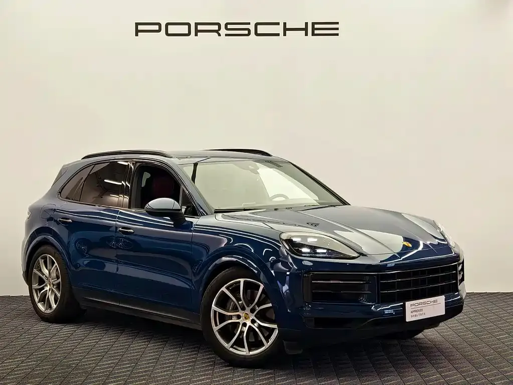 Porsche Cayenne — фото 1
