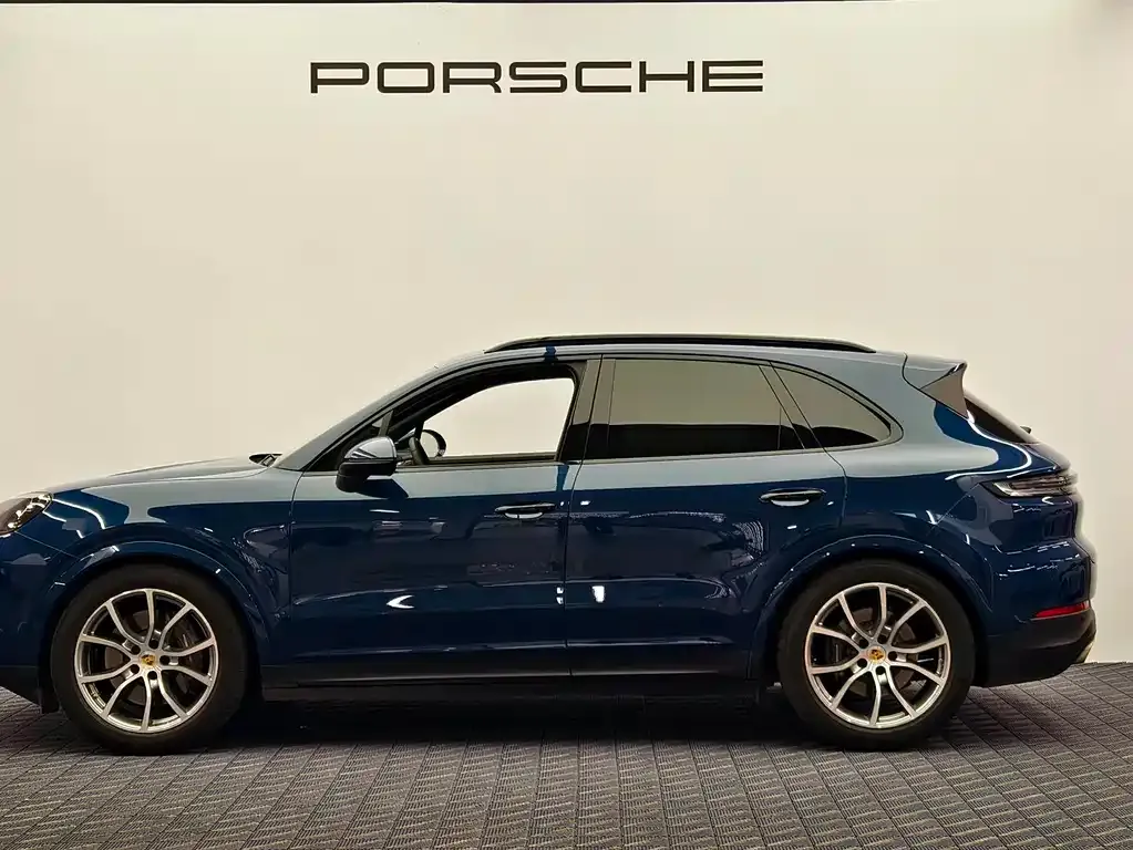 Porsche Cayenne — фото 6