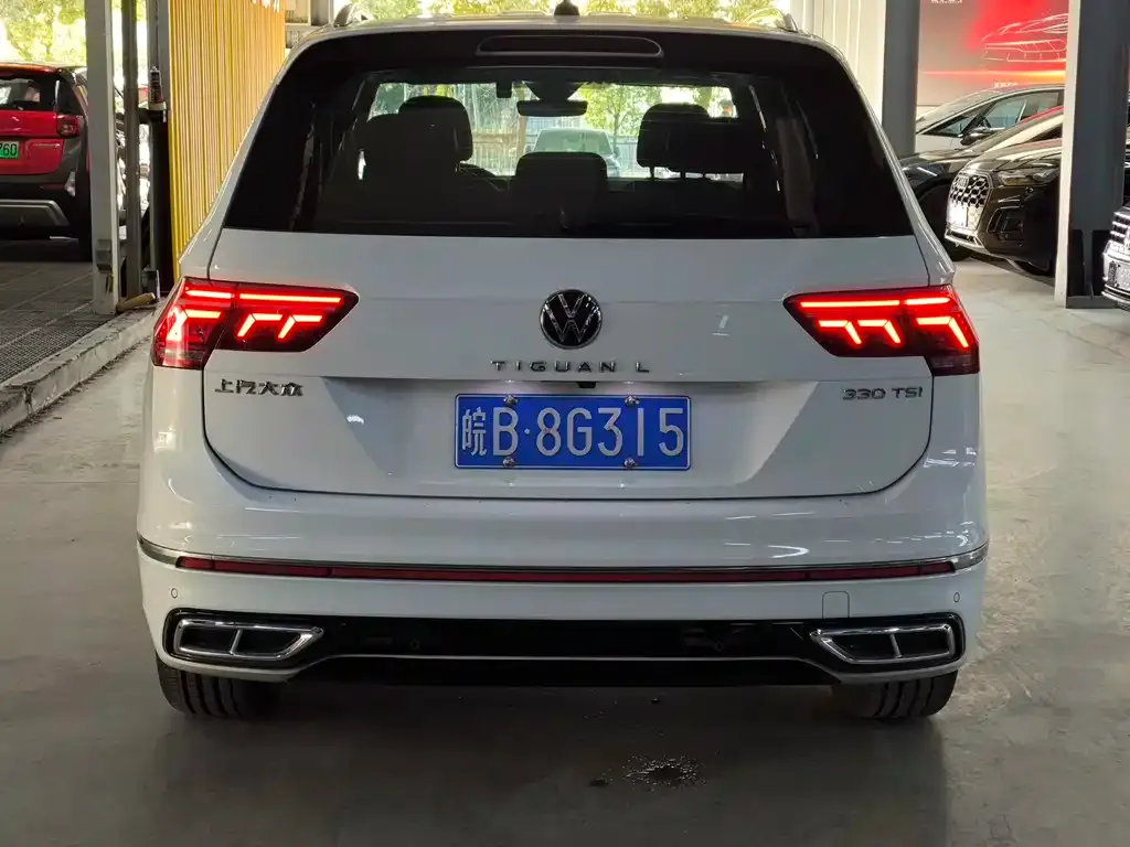 Volkswagen Tiguan L — фото 3