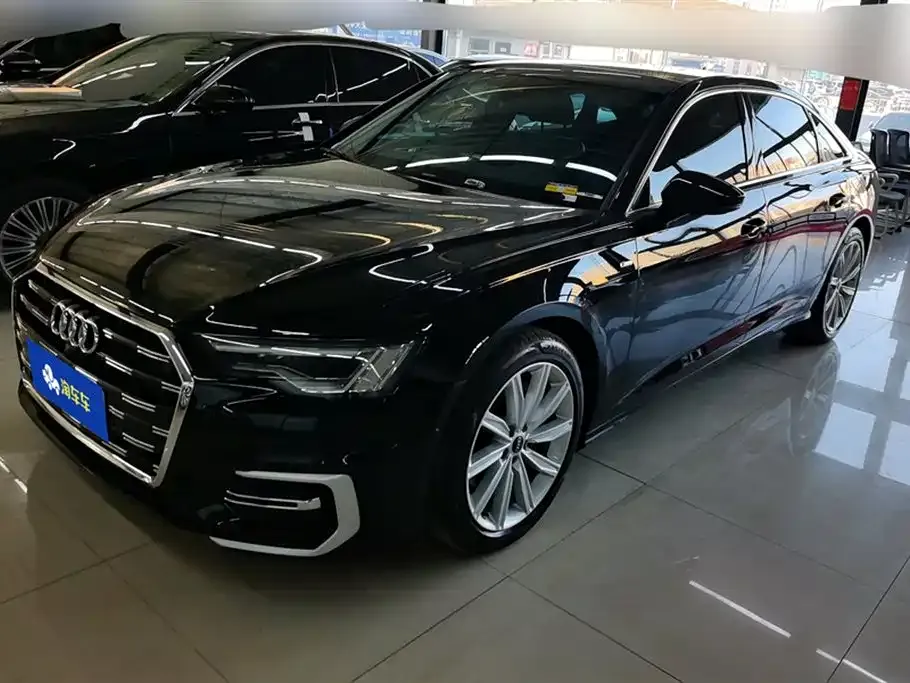 Audi A6L — фото 1