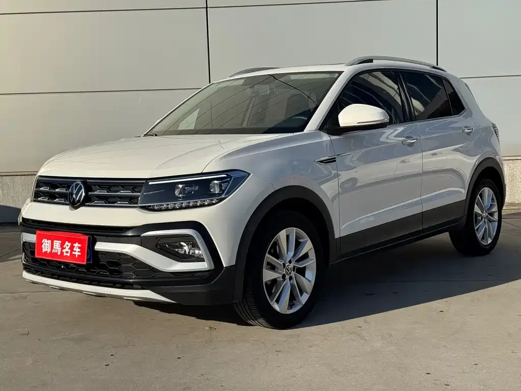 Volkswagen T-Cross — фото 1