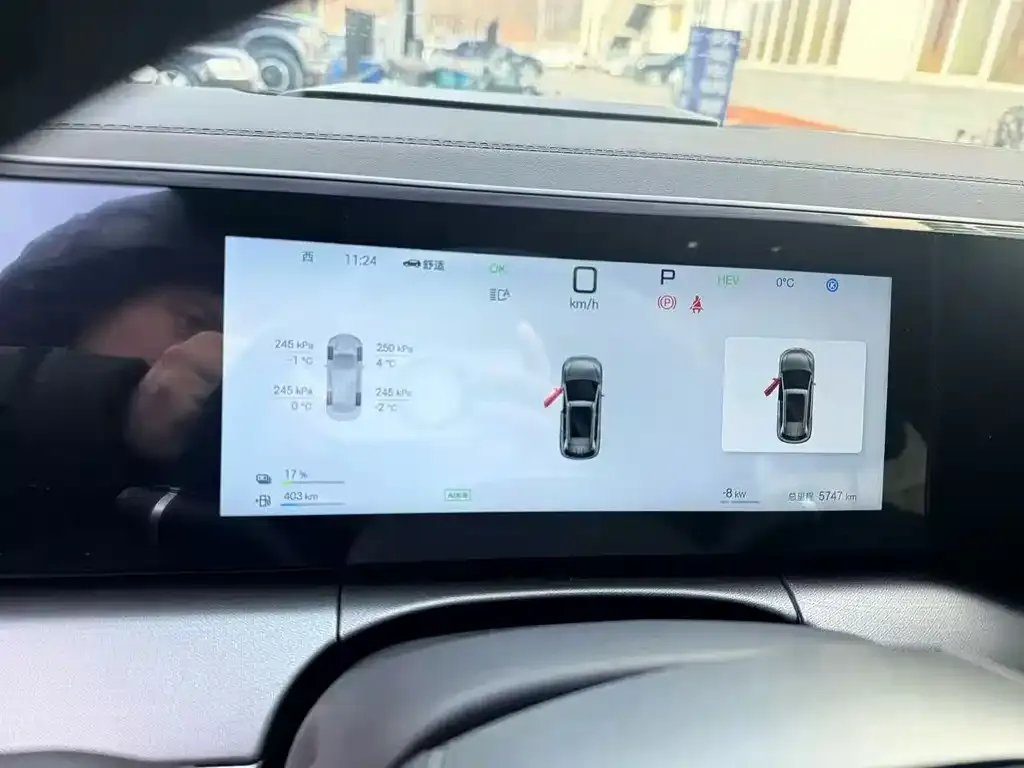 BYD L DM-i — фото 2