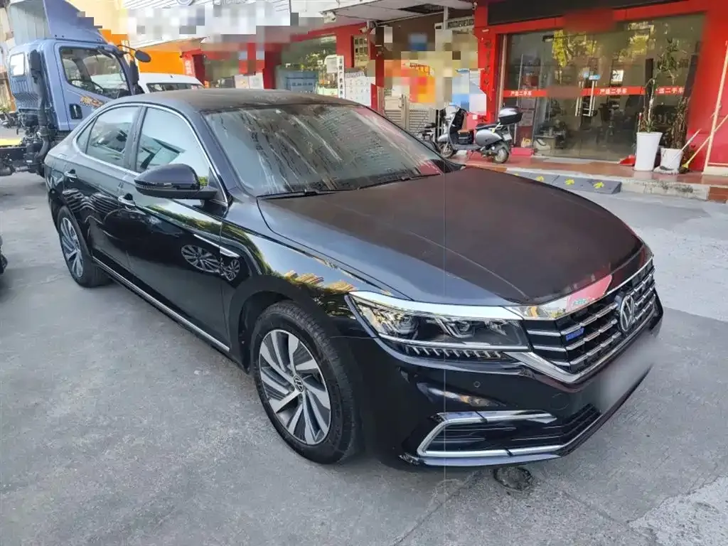 Volkswagen Passat New Energy — фото 4