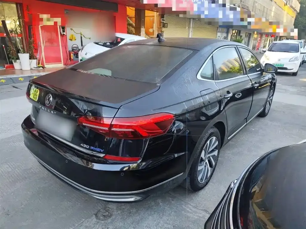 Volkswagen Passat New Energy — фото 7