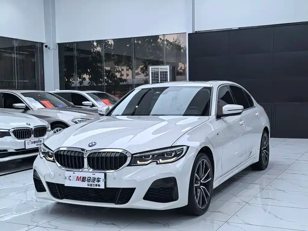 BMW 3 Series — фото 1
