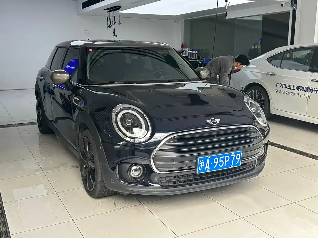 MINI Clubman — фото 2