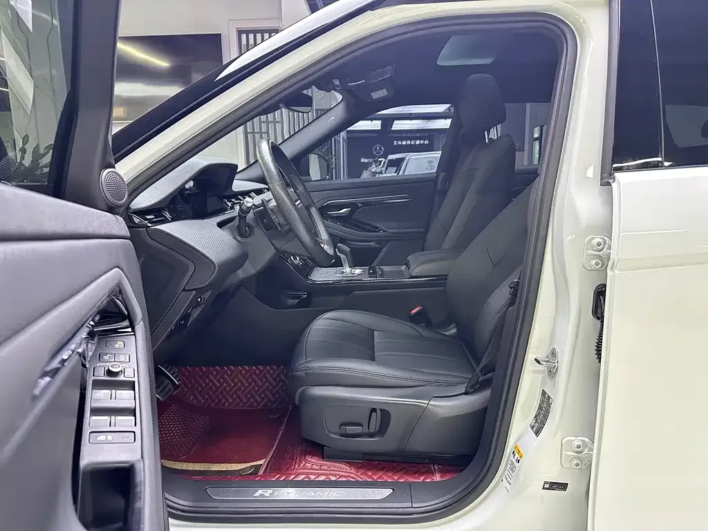 Land Rover Evoque — фото 4