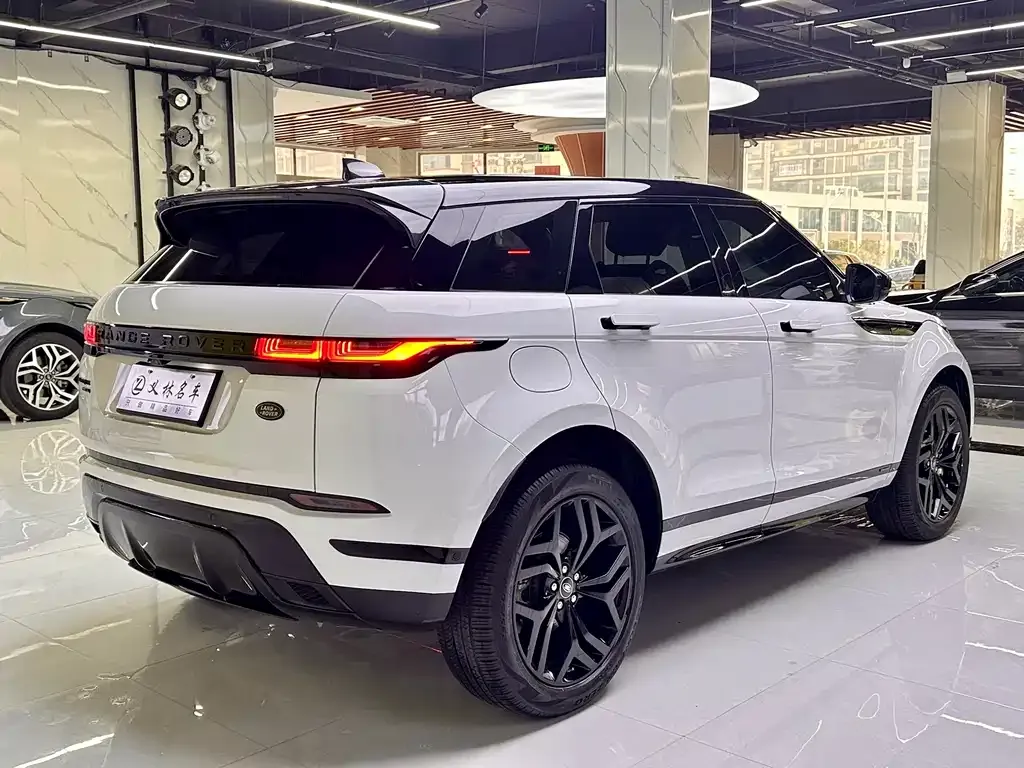 Land Rover Evoque — фото 7