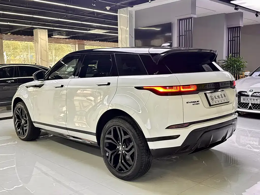 Land Rover Evoque — фото 9