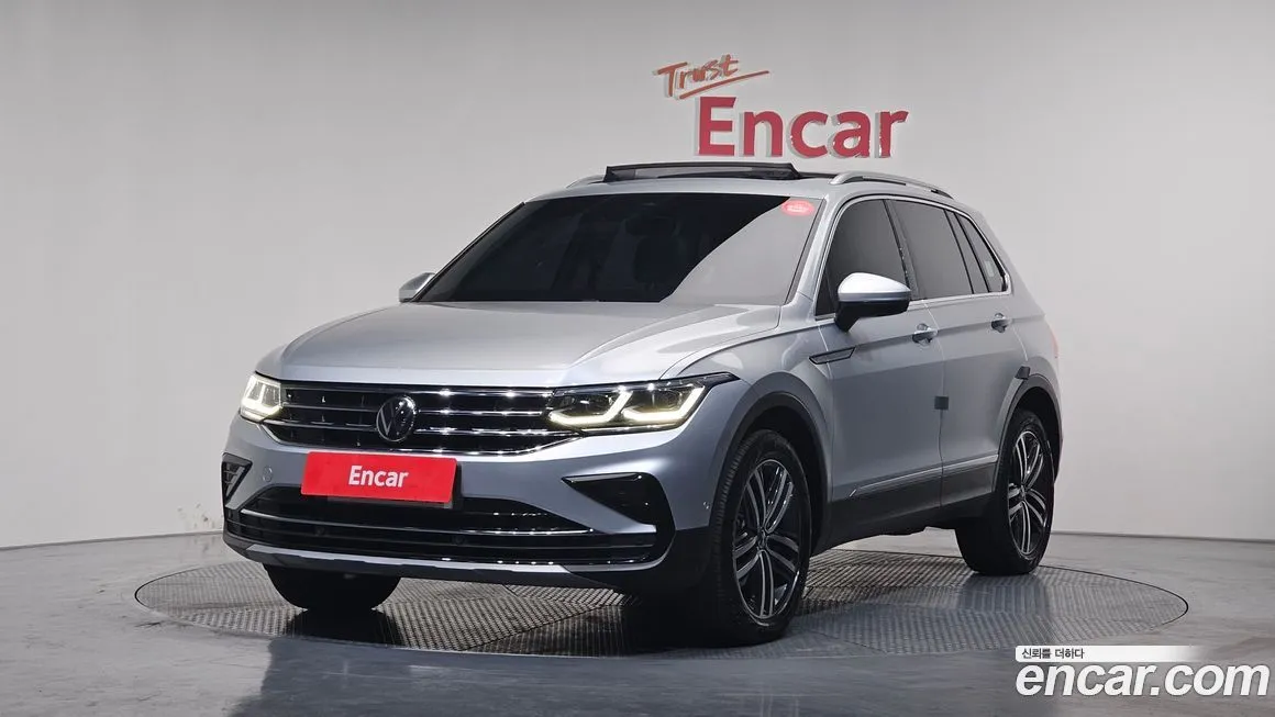 Volkswagen Tiguan — фото 1