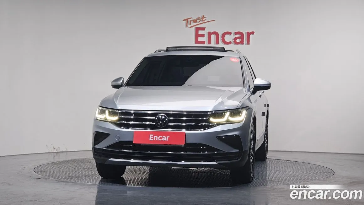 Volkswagen Tiguan — фото 6