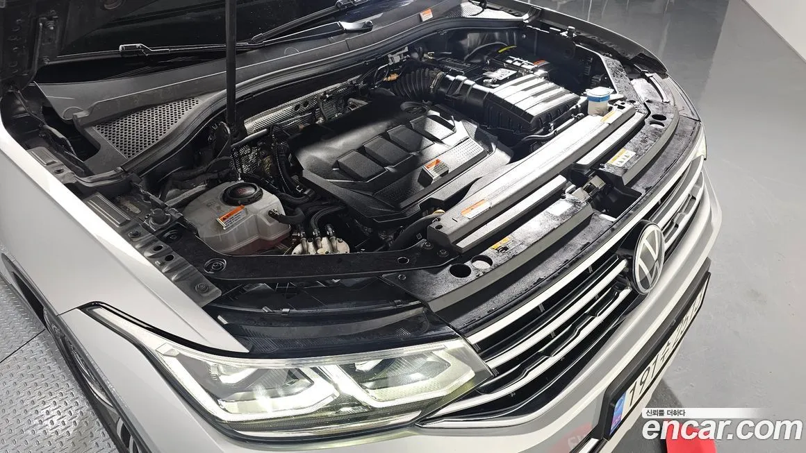 Volkswagen Tiguan — фото 5