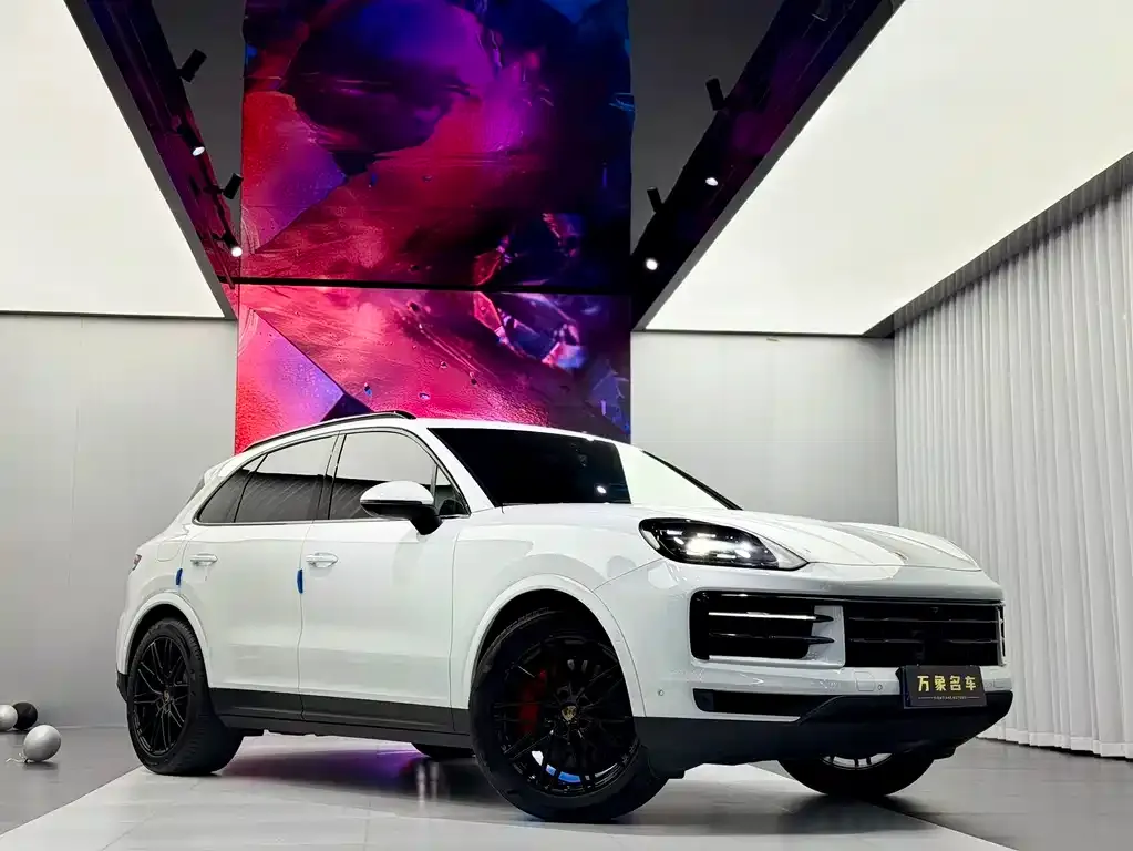 Porsche Cayenne — фото 7