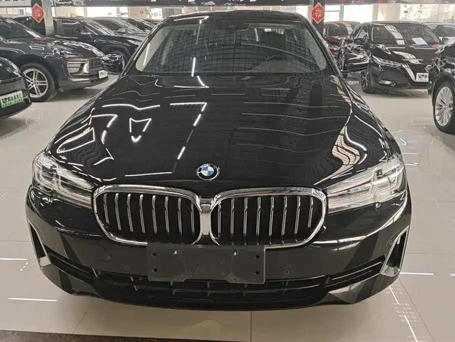 BMW 5 Series — фото 10