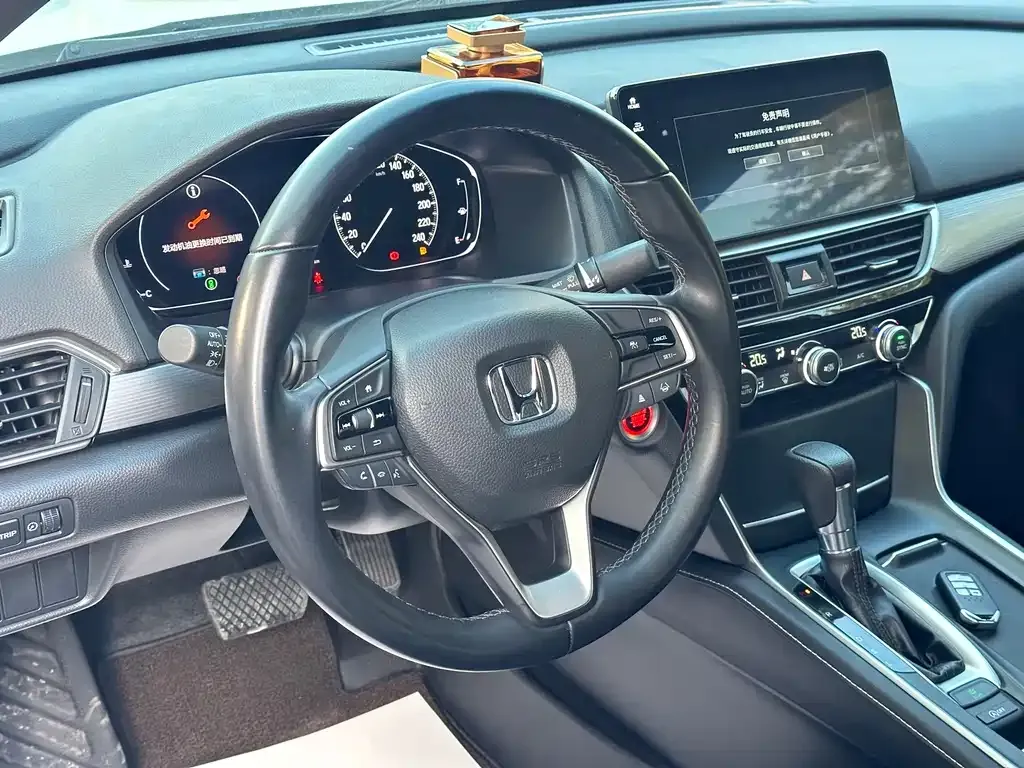 Honda Inspire — фото 7