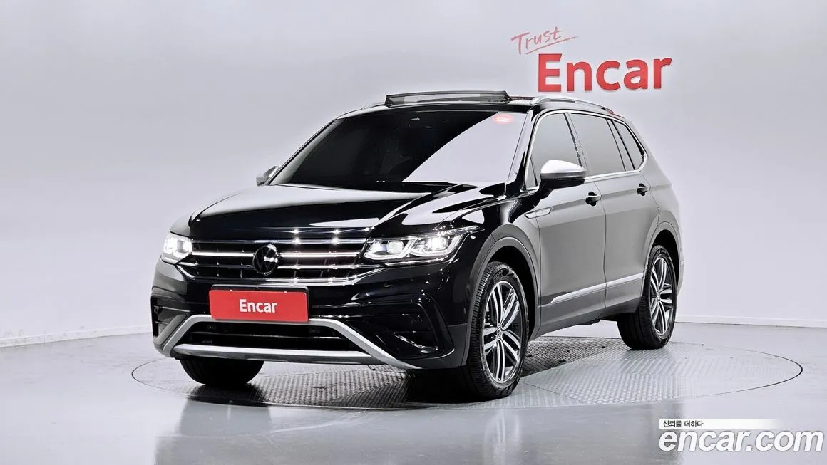 Volkswagen Tiguan — фото 1
