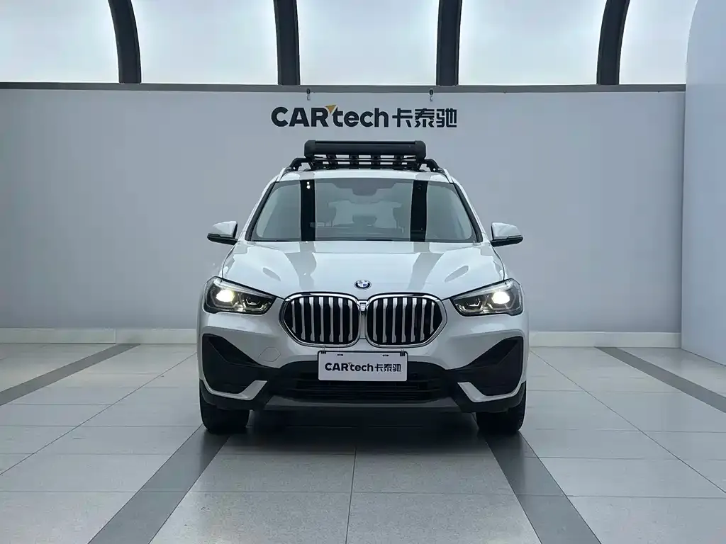 BMW X1 — фото 9