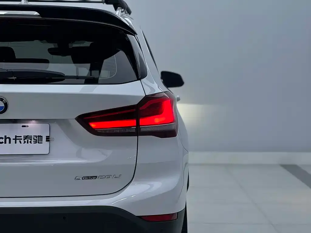 BMW X1 — фото 3