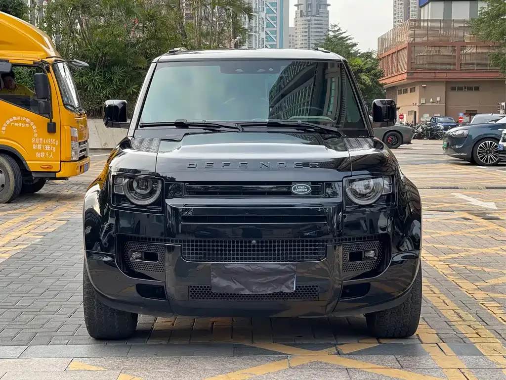 Land Rover Defender — фото 10