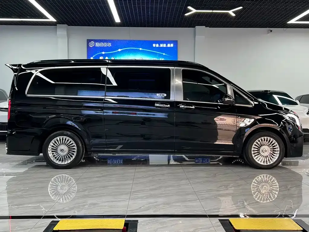 Mercedes-Benz Vito — фото 10