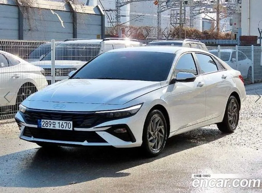 Hyundai AVANTE — фото 9