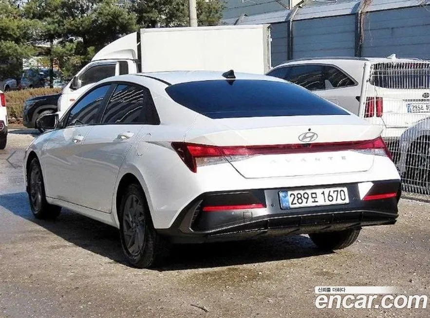 Hyundai AVANTE — фото 7