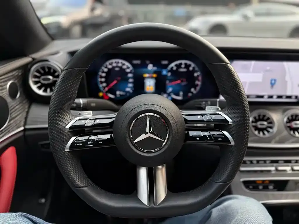 Mercedes-Benz E-Class (Import) — фото 5
