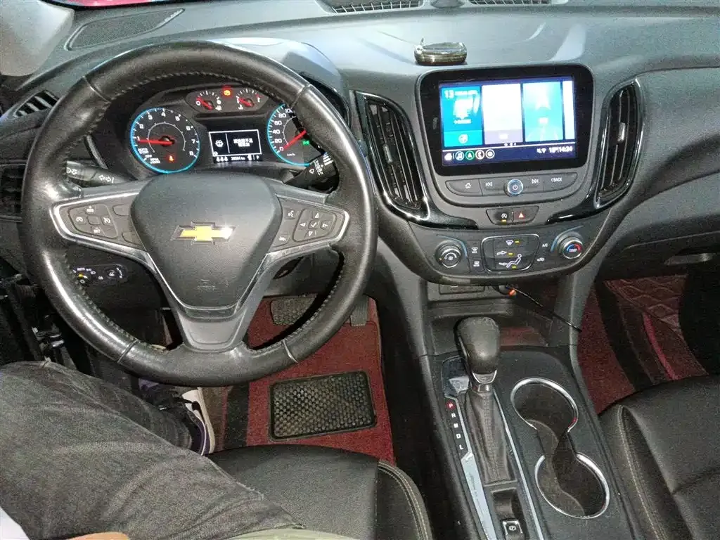 Chevrolet Equinox — фото 10