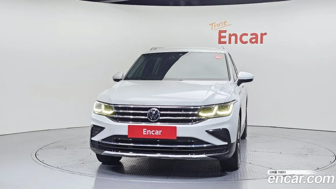 Volkswagen Tiguan — фото 3
