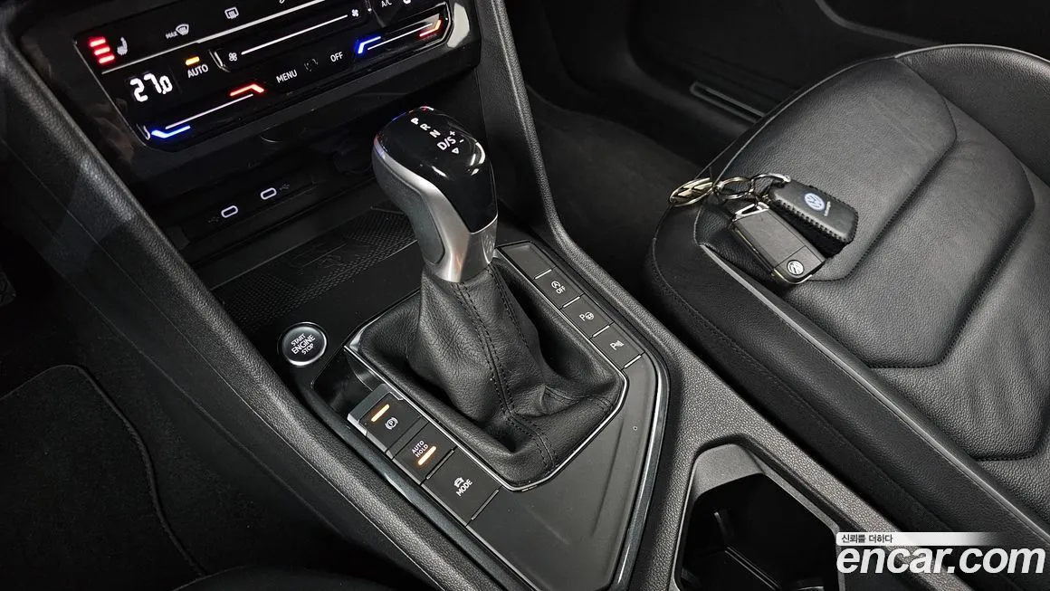 Volkswagen Tiguan — фото 8