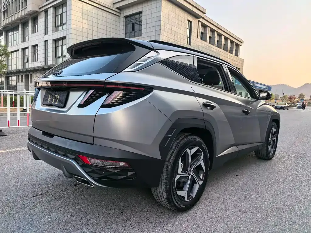 Hyundai Tucson — фото 8