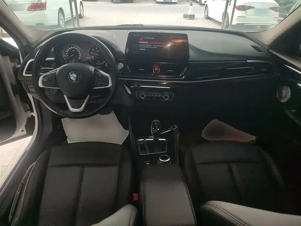 BMW 1 Series — фото 10