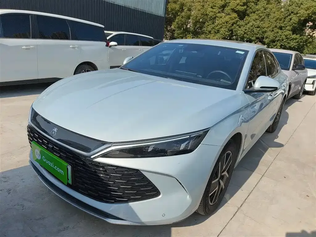 BYD Qin L — фото 9
