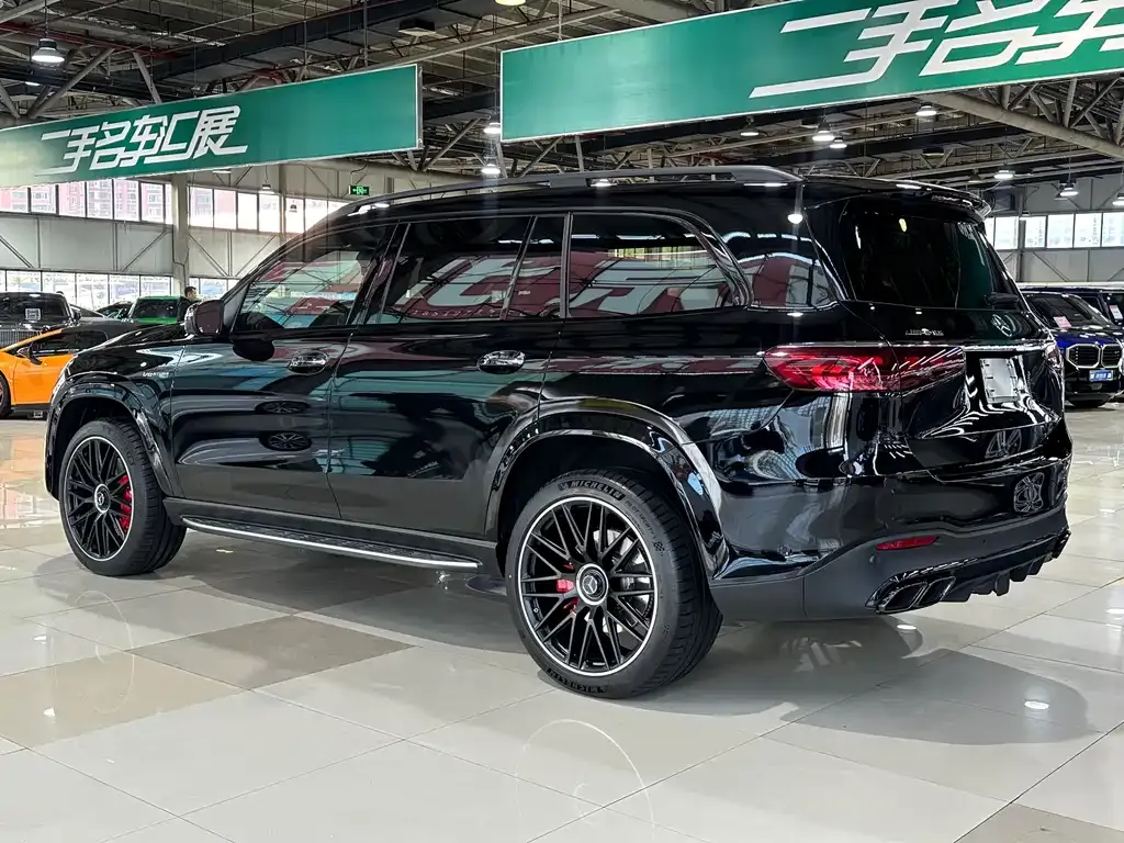 Mercedes-Benz GLS AMG — фото 9