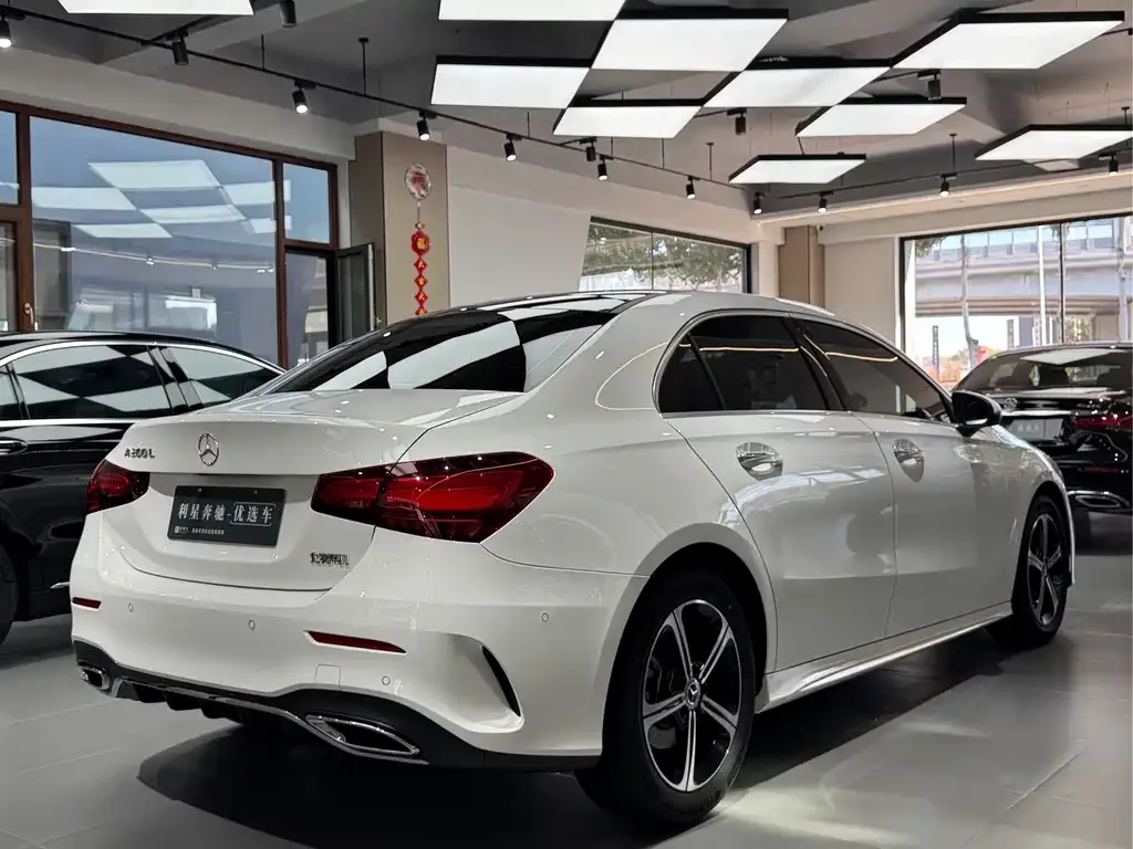 Mercedes-Benz A-Class — фото 4