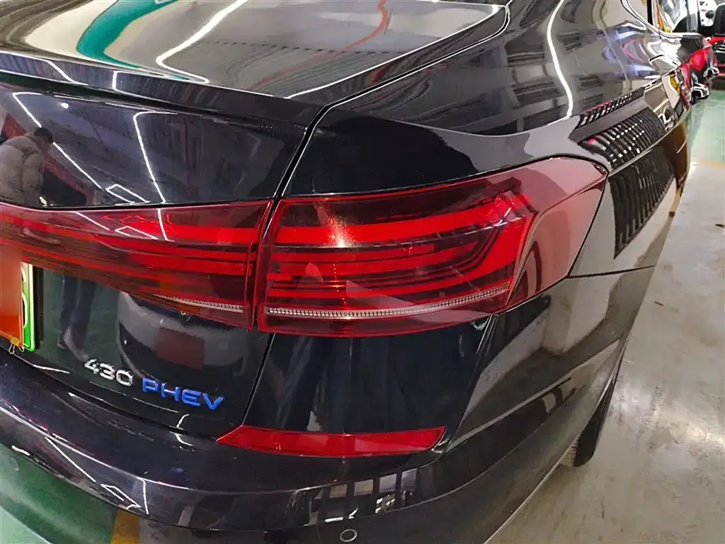 Volkswagen Passat New Energy — фото 6