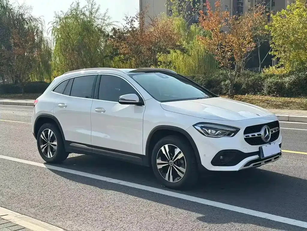 Mercedes-Benz GLA — фото 8