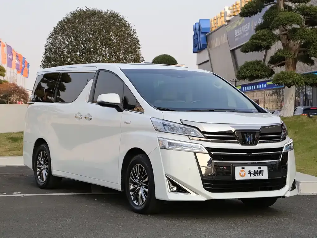 Toyota Vellfire — фото 5