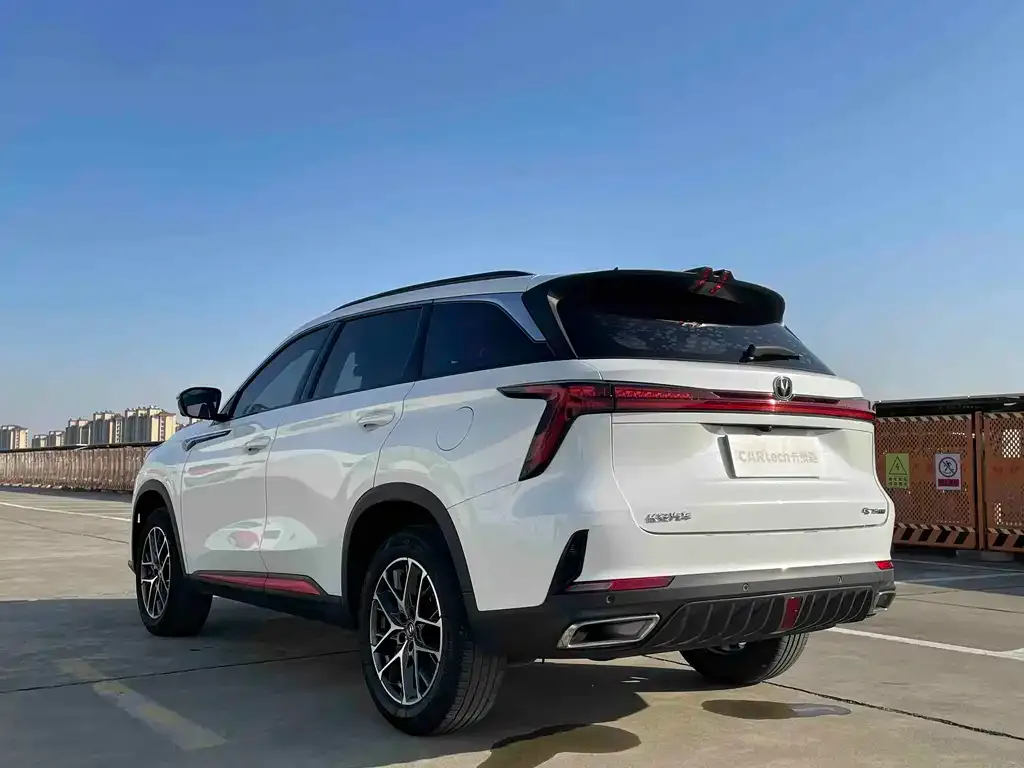 Changan CS75PLUS — фото 6