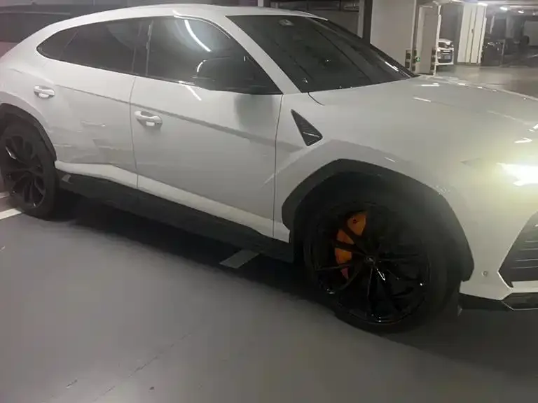 Lamborghini Urus — фото 4