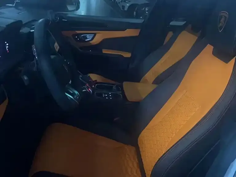 Lamborghini Urus — фото 2