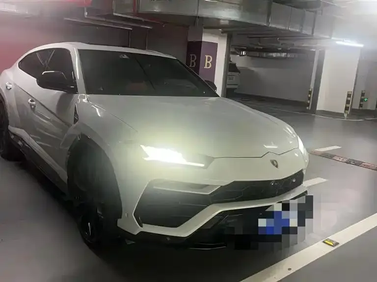 Lamborghini Urus — фото 5