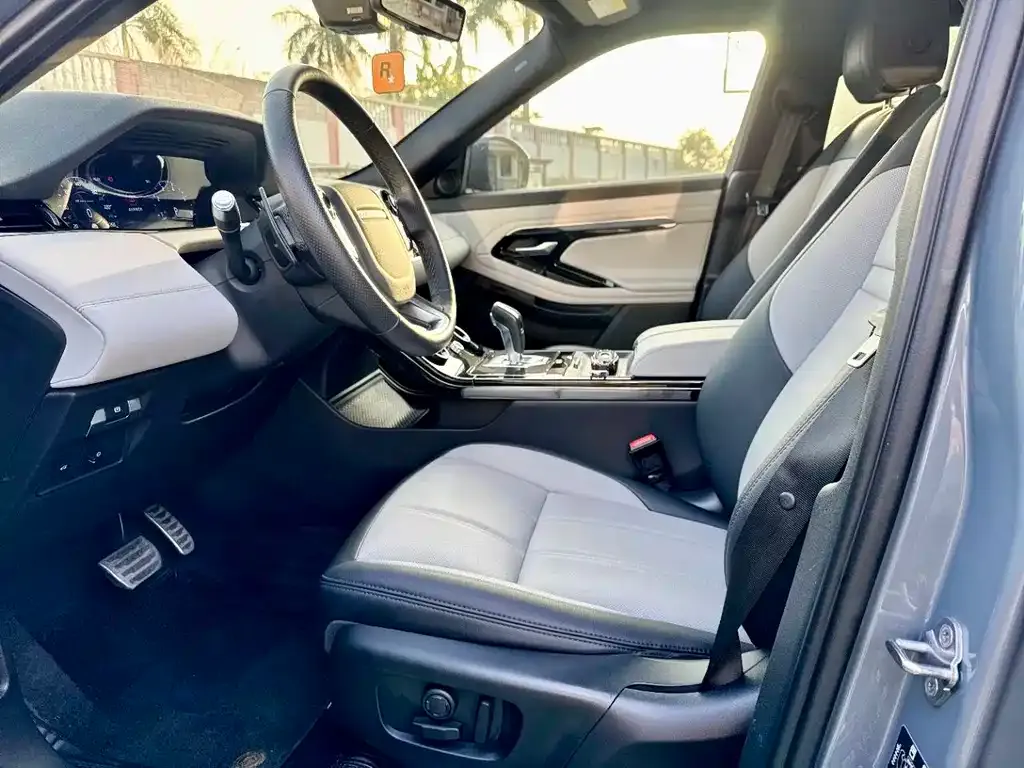 Land Rover Evoque — фото 4