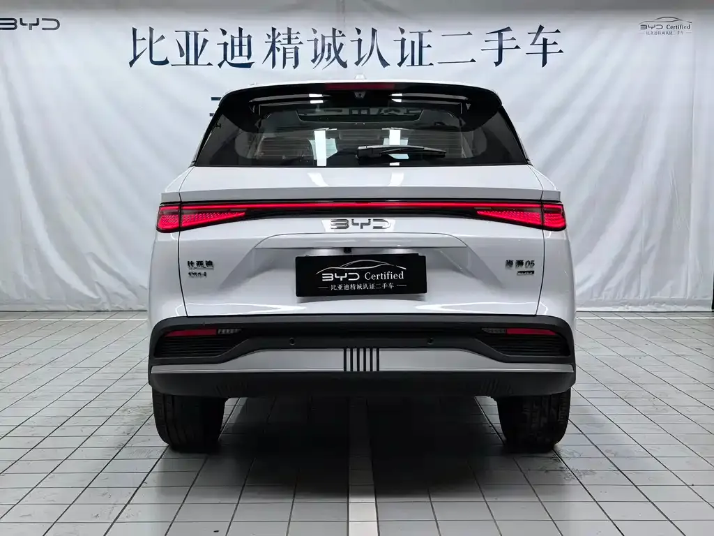BYD Seal 05 DM-i — фото 8