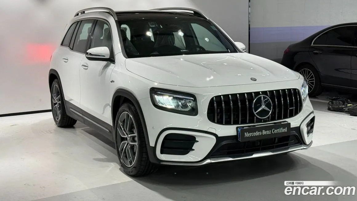 Mercedes-Benz GLB-Class — фото 4