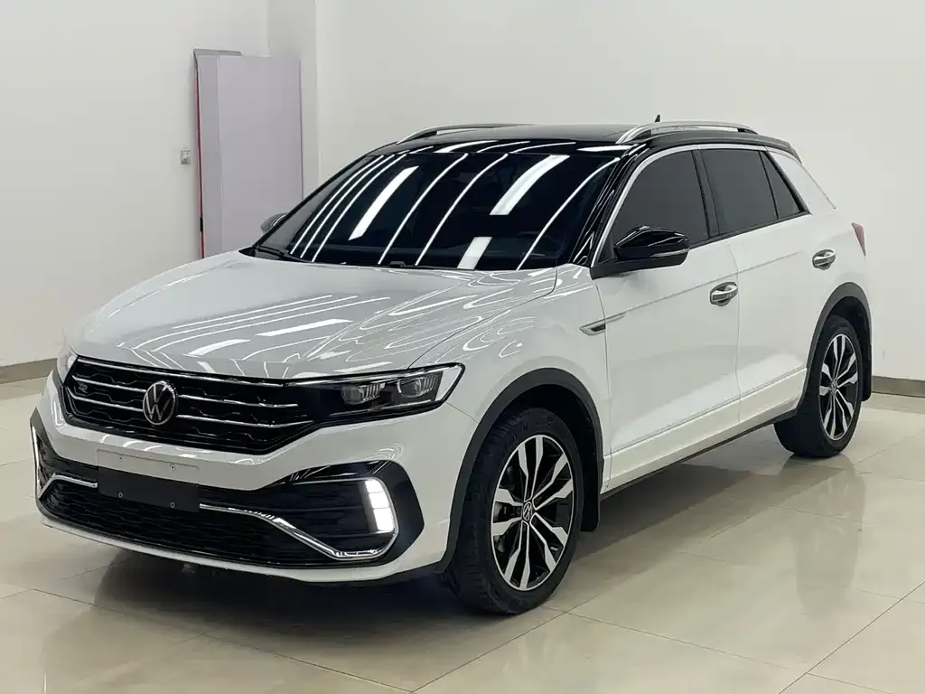 Volkswagen T-Roc — фото 1